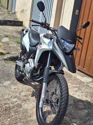 HONDA XRE 300 HONDA XRE 300